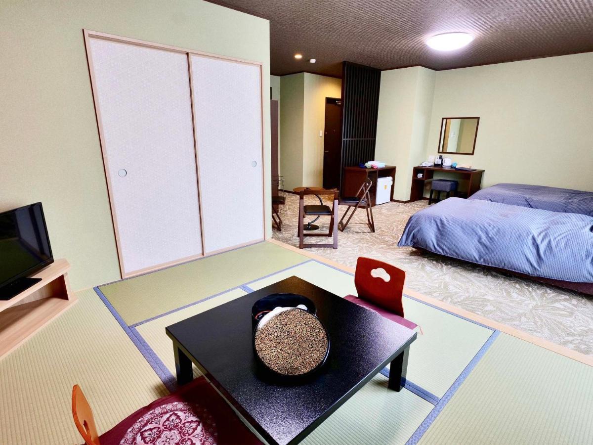 Apprising Hotels Granjam Tsugaike Otari Exterior photo