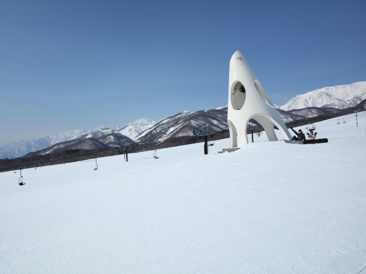 Apprising Hotels Granjam Tsugaike Otari Exterior photo